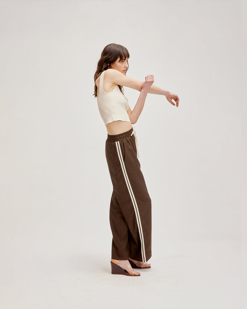 CORVETTE TROUSER TALL DARK BROWN | Sporty, high-waisted pant with a wide leg silhouette. An all-time RUBY favourite in a dark brown colourway and new tall length.