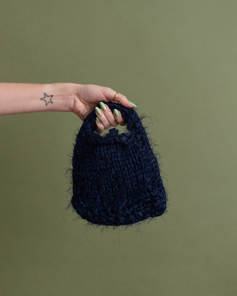 LIAM X GEO KNITS SLOW MINIBAG BLACK | 