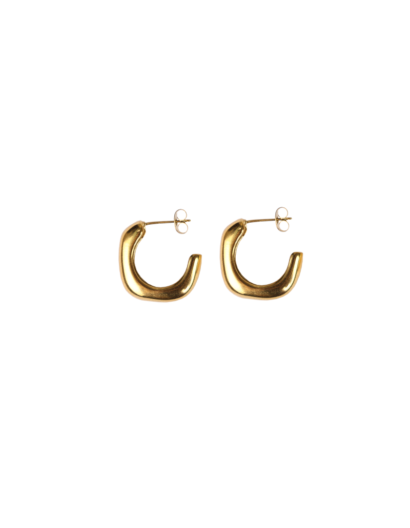 DILLON EARRING GOLD | Gold square hoop with rounded detailing. The perfect statement hoops.