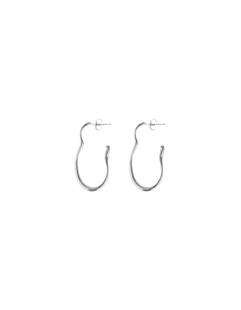 ESME EARRING SILVER | Silver long-line squiggle hoop earrings. These earrings are light-weight making them comfortable to for long periods of time.