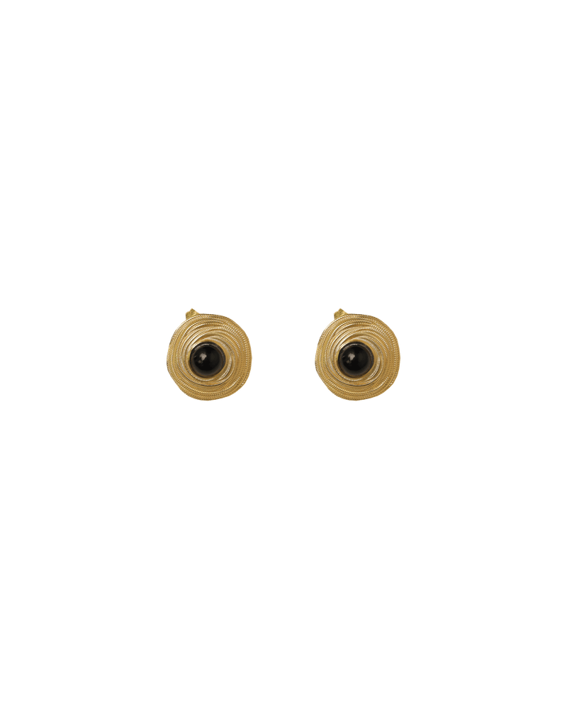 IRIS STUDS BLACK GOLD | Round textured gold studs designed with a black stone at the centre. The Iris Studs have a 1.5cm circumference. 